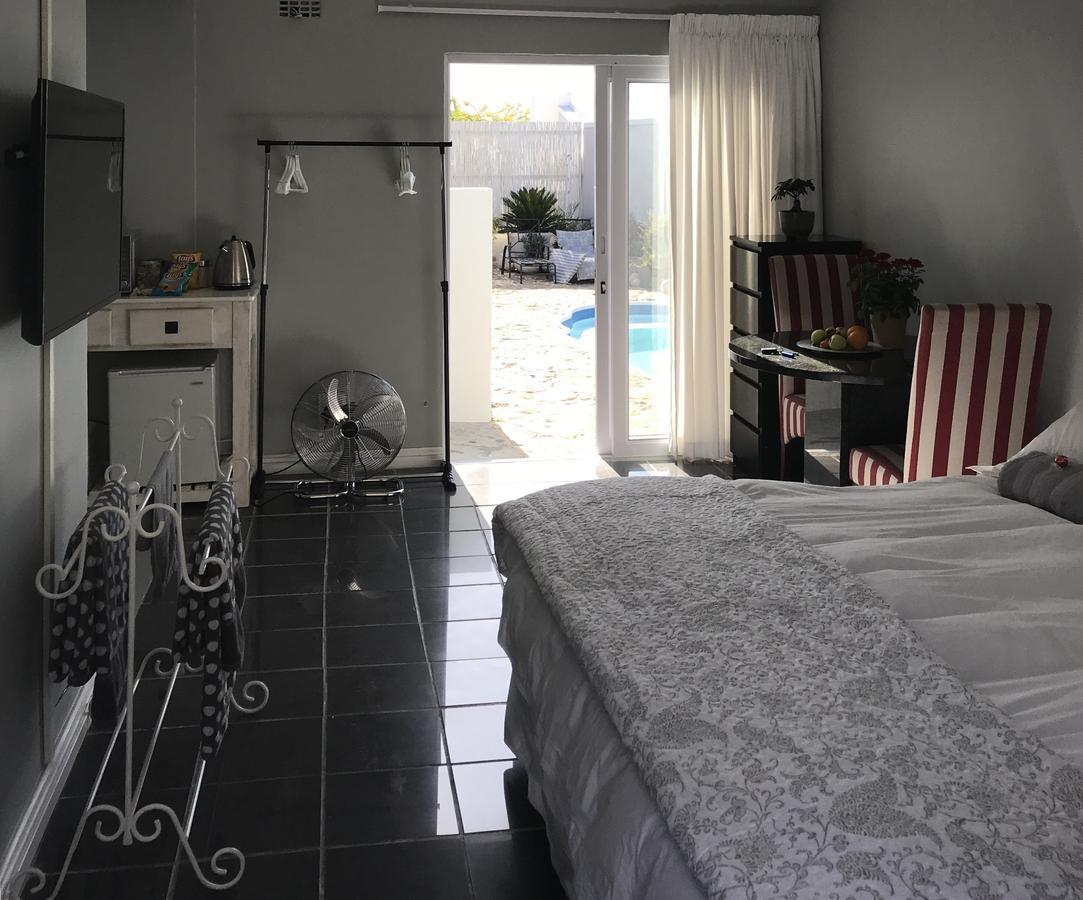Studio Pool Room Хаут-Бей Экстерьер фото