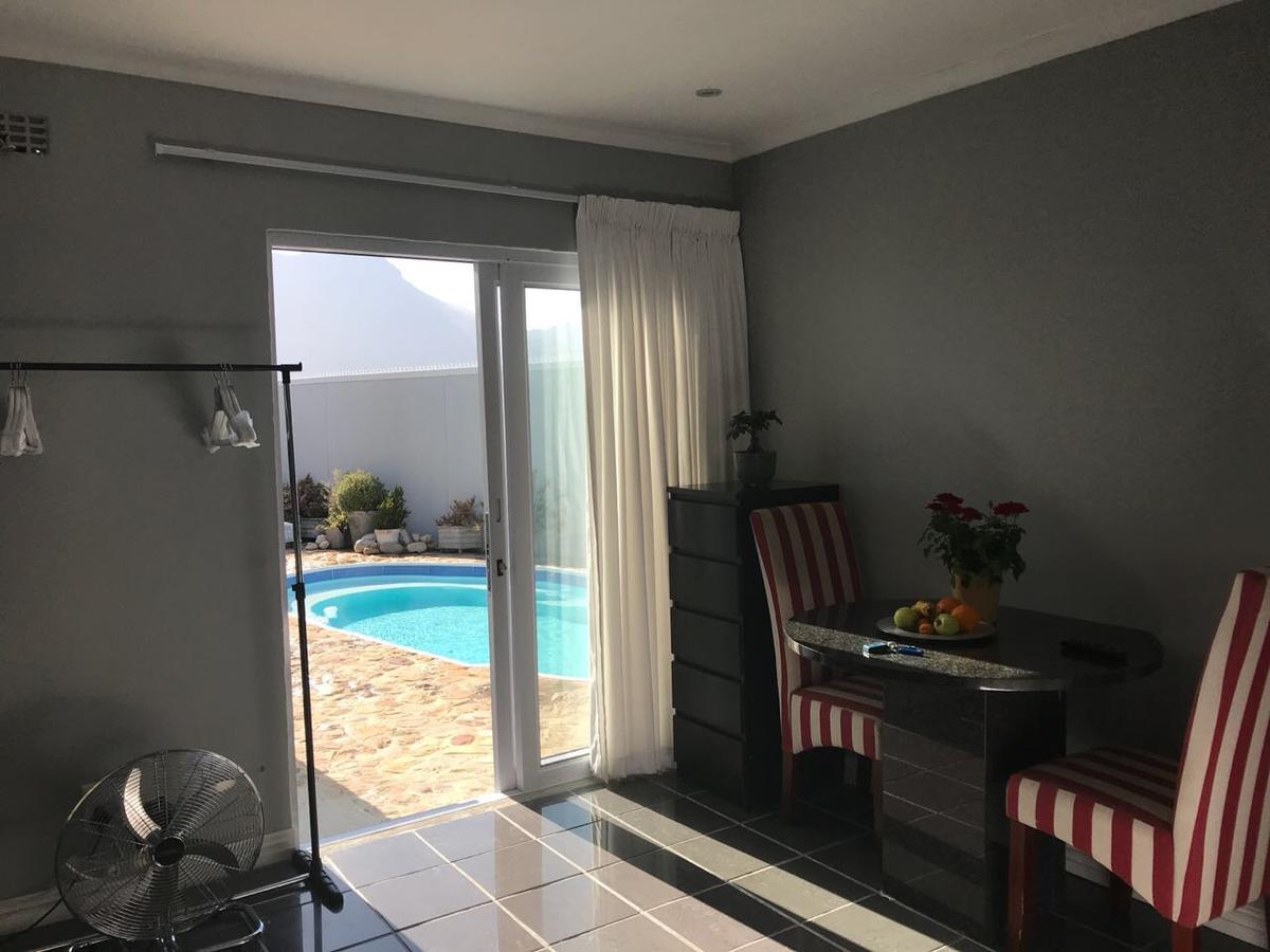 Studio Pool Room Хаут-Бей Экстерьер фото